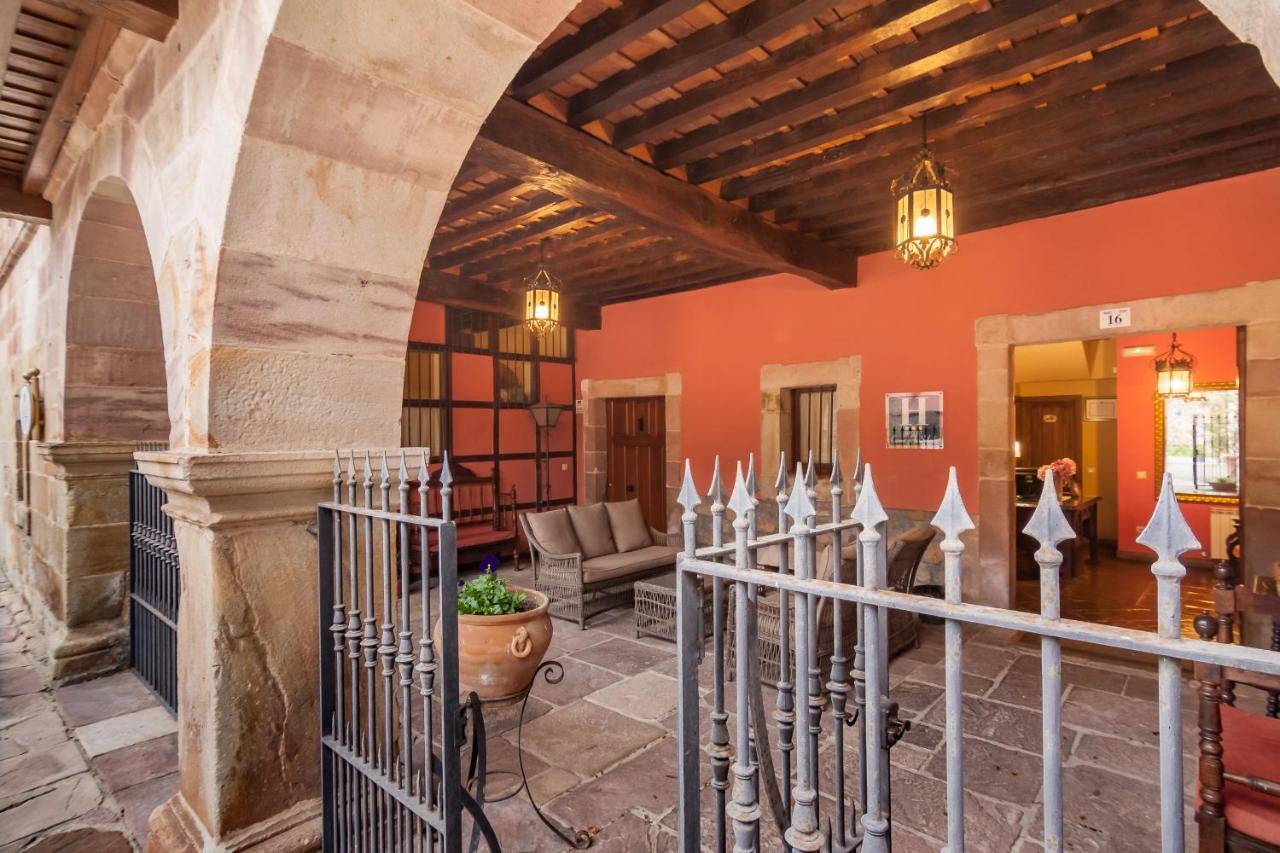 Treceño Casona De La Salcedaゲストハウス エクステリア 写真