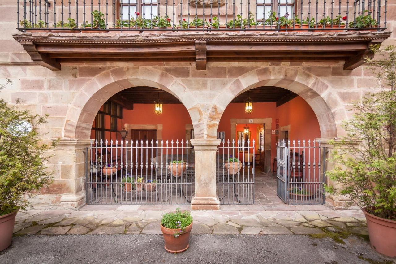 Treceño Casona De La Salcedaゲストハウス エクステリア 写真