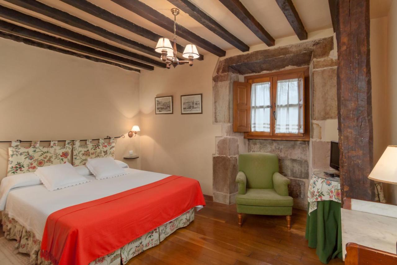 Treceño Casona De La Salcedaゲストハウス エクステリア 写真